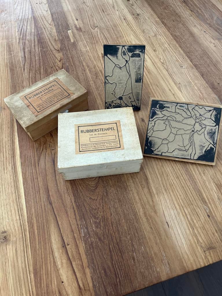 Vintage Rubberstempels van de Provincie - Kaarten, Hobby en Vrije tijd, Stempelen, Ophalen of Verzenden, Gebruikt, Houten stempel