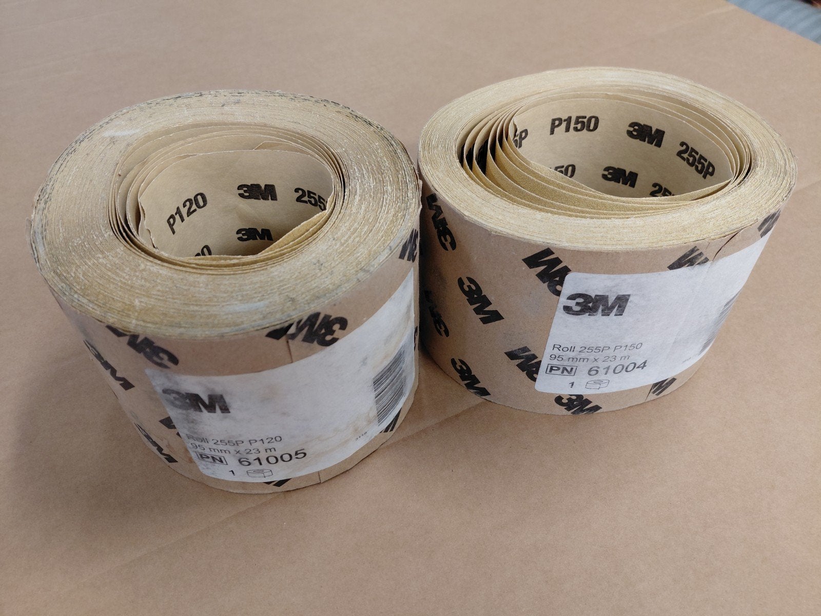 3M schuurpapier P120 + P150 - rol 95 mm x 23 m

Zie ook mij, Ophalen of Verzenden, Nieuw, 1200 watt of meer, Overige typen
