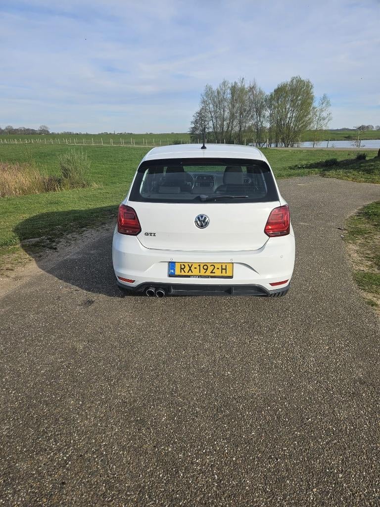 Volkswagen Polo 1.8 TSI 141KW BMT GTI 2016 Wit, Auto's, Volkswagen, Wit, 1180 kg, Particulier, 1100 kg