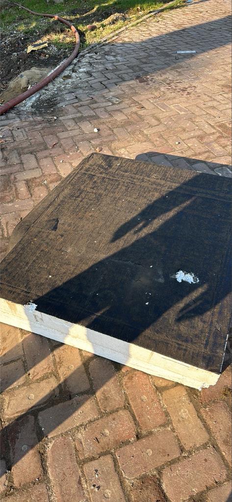 Dakisolatie platen met bitumen (6 cm & 10 cm), 4 tot 8 cm, Gebruikt, Nvt, Ophalen