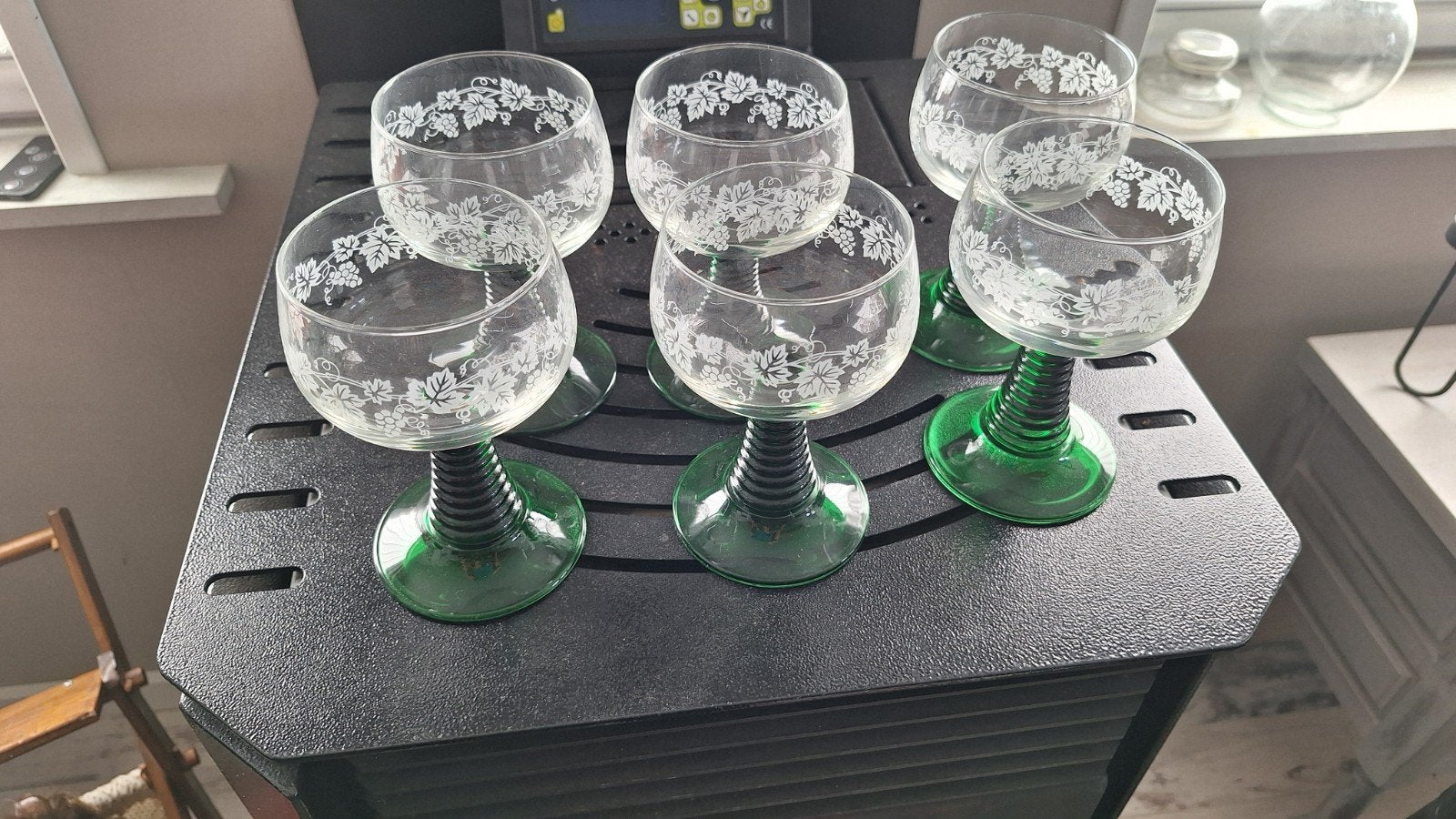 Set van 6 vintage wijnglazen met druivenmotief, Ophalen