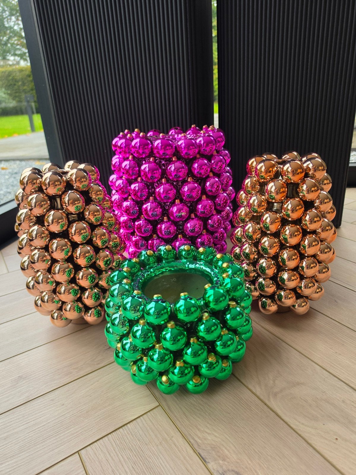Grote set vazen kerst ballen Daan Kromhouts en Light&Living!, Ophalen