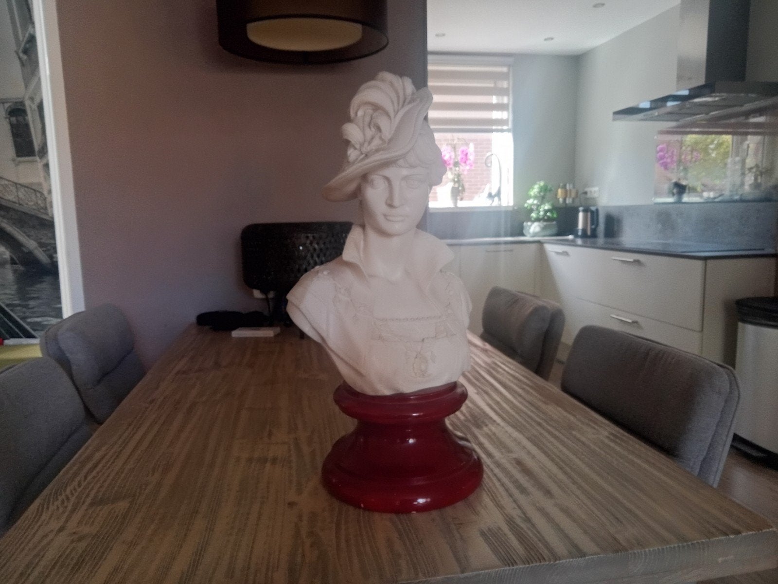 Decoratieve Buste van Vrouw met Hoed - Klassieke Stijl, Antiek en Kunst, Ophalen, Buste, 50 - 100 cm, Composieten