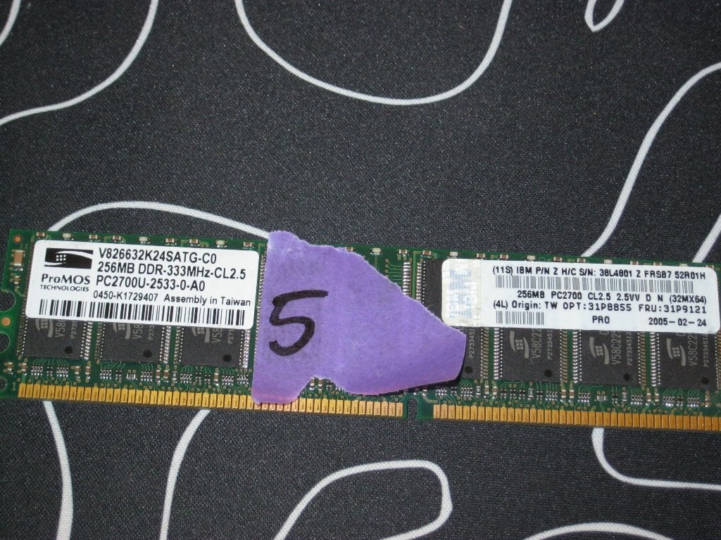ProMos 256mb DDR 333MHz CL2.5 PC2700U-2533-0-A0 IBM, Computers en Software, RAM geheugen, Ophalen of Verzenden, DDR, Desktop