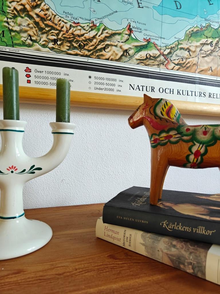 Antieke Zweedse ladekast, Ophalen