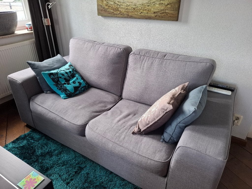 Tweedehandse grijze 2,5 zitbank vanaf 27 juli op te halen!, Ophalen, Gebruikt, 150 tot 200 cm, Tweepersoons