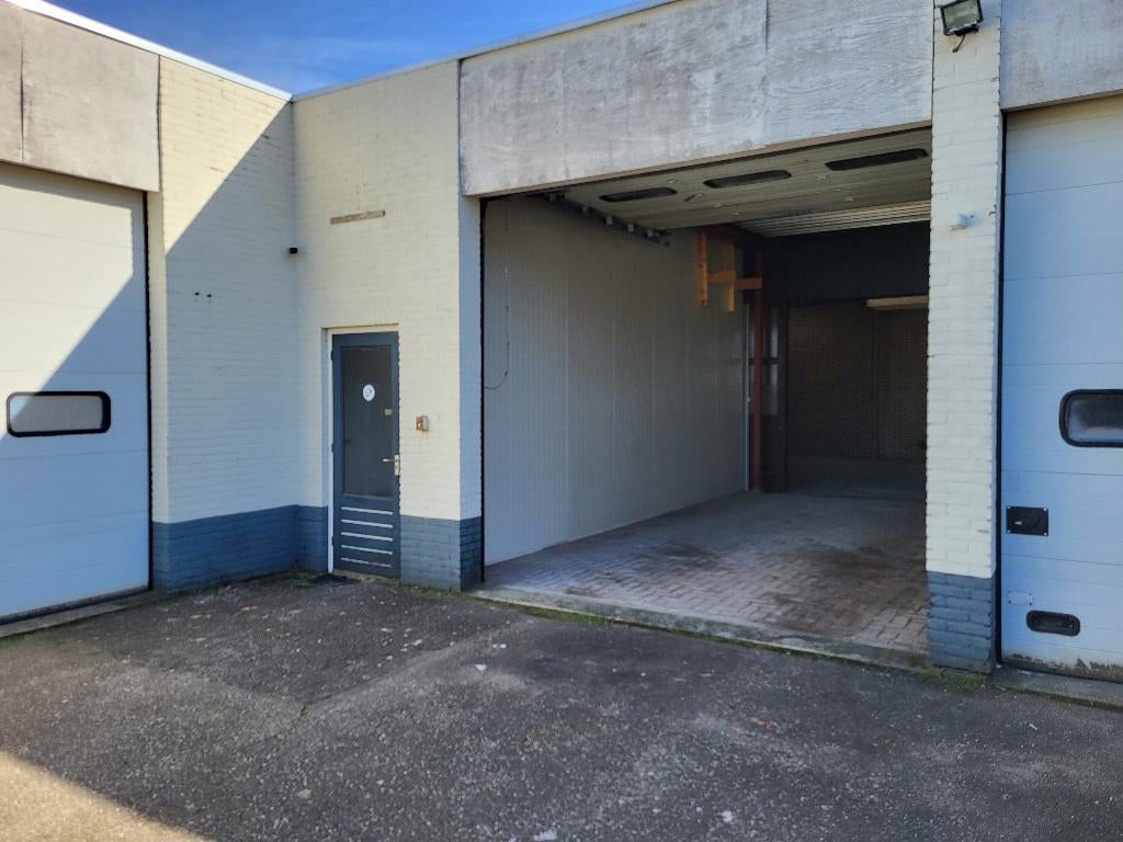 Bedrijfsruimte te huur nabij centrum Hengelo 139m2, 139 m², Huur, Bedrijfsruimte