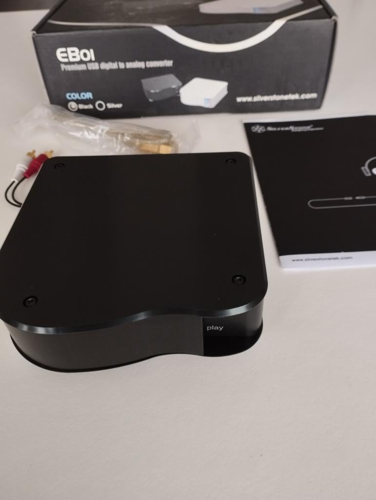 Silverstone EB01 USB digital to analog converter DAC, Ophalen of Verzenden, Silverstone, NA, NA