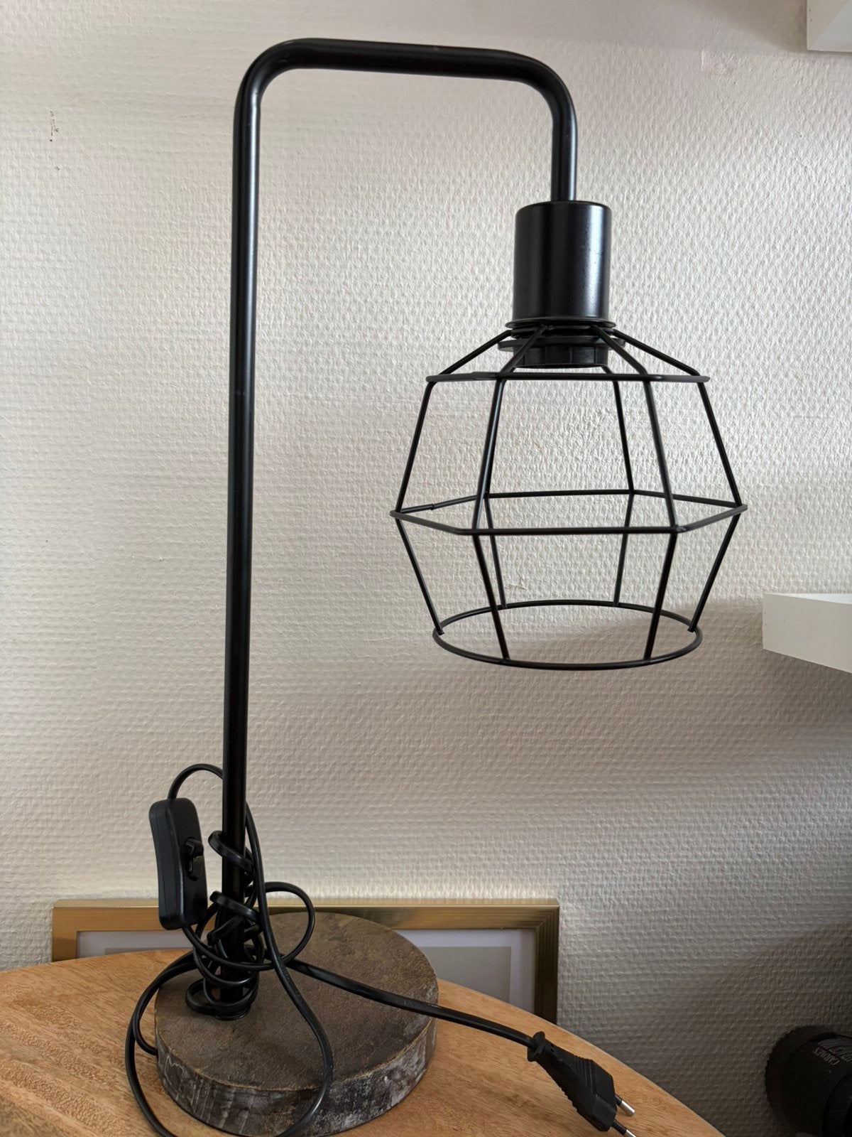 Industriële tafellamp - Zwart metaal met houten voet, Bureaulamp, Gebruikt, Metaal, Industrieel