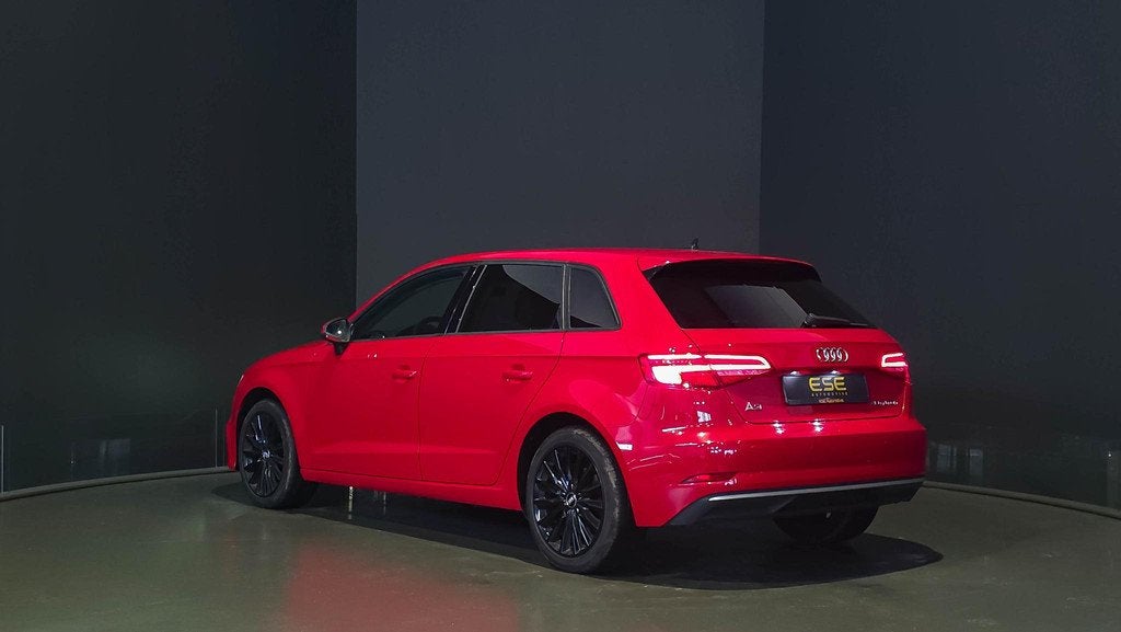 Audi A3 Sportback 30 g-tron Pro Line | Automaat | Leder | Na, Auto's, 4 cilinders, CNG (Aardgas), Leder, Bedrijf