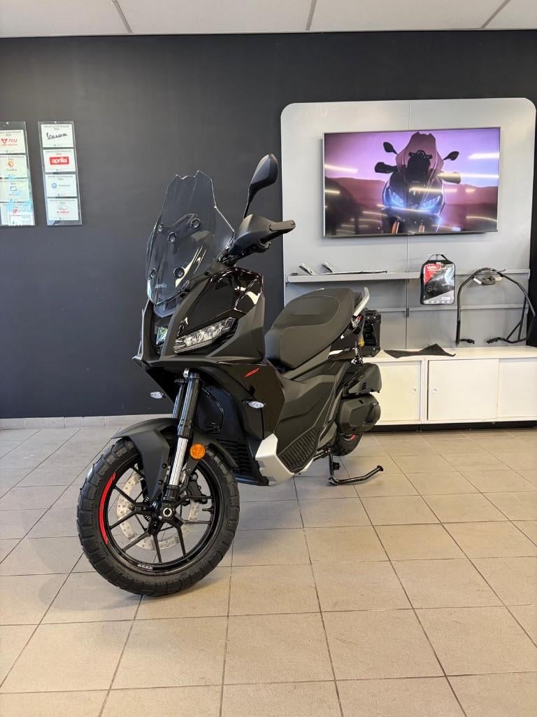 NIEUW! Aprilia SR GT 400cc, Ophalen, 400 cc, Overige modellen, Nieuw