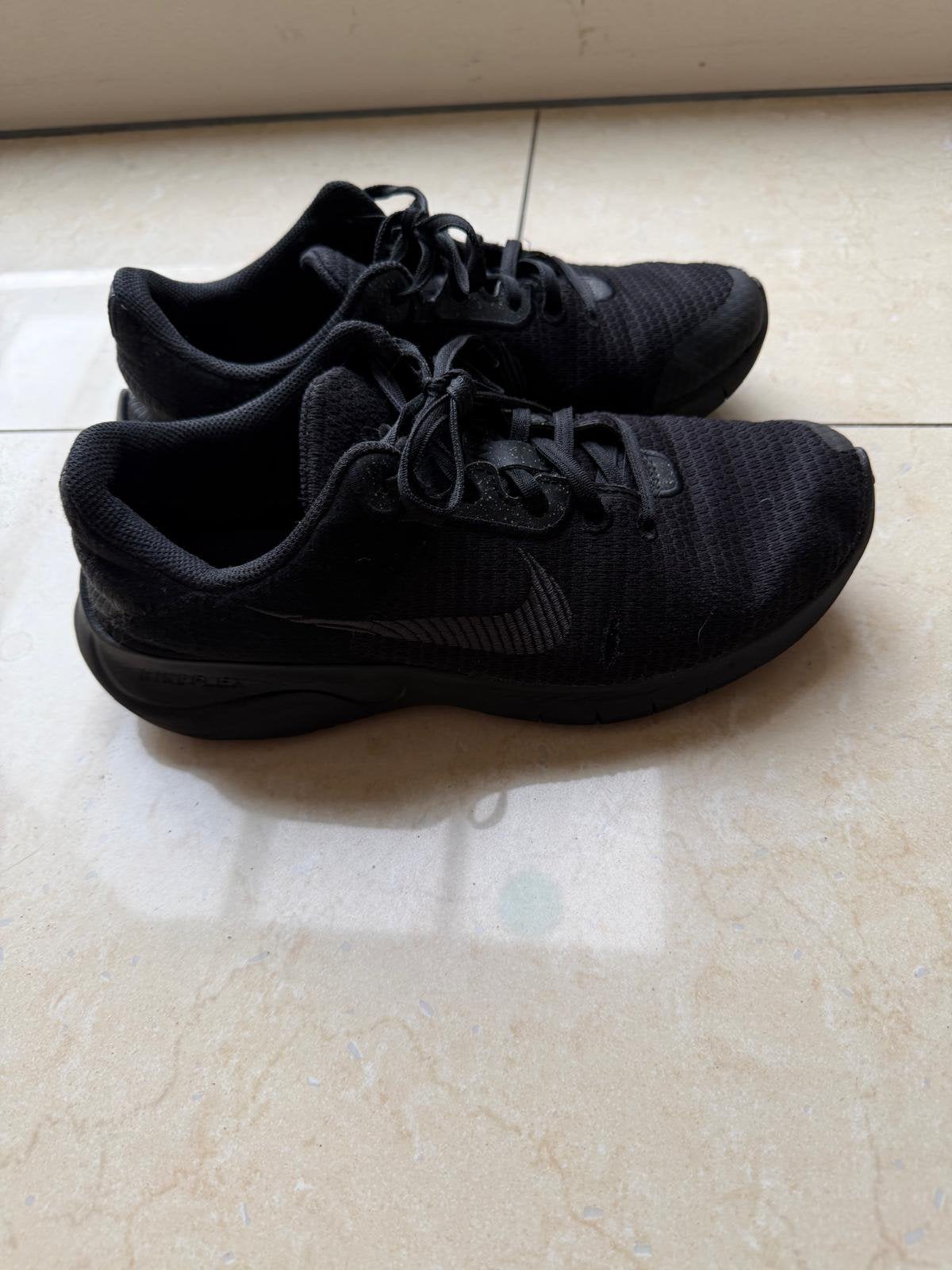 Nike soortschoen maat 41, Ophalen, Zo goed als nieuw, Hardloopschoenen, Nike