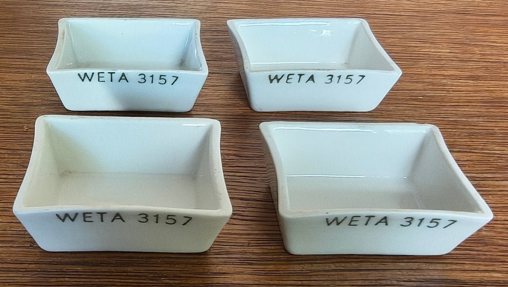 4 laboratorium bakjes of weegschuites porselein Weta 3157, Ophalen of Verzenden