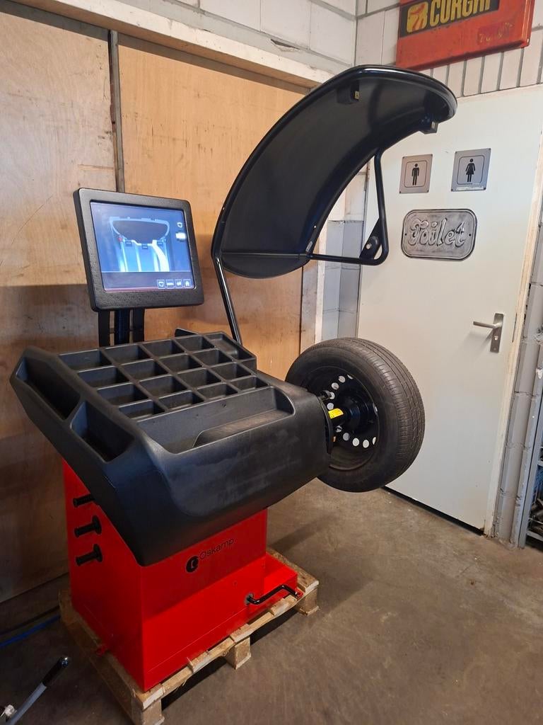 Balanceer machine volautomaat laser touchscreen Rema tiptop, Auto diversen, Autogereedschap, Ophalen