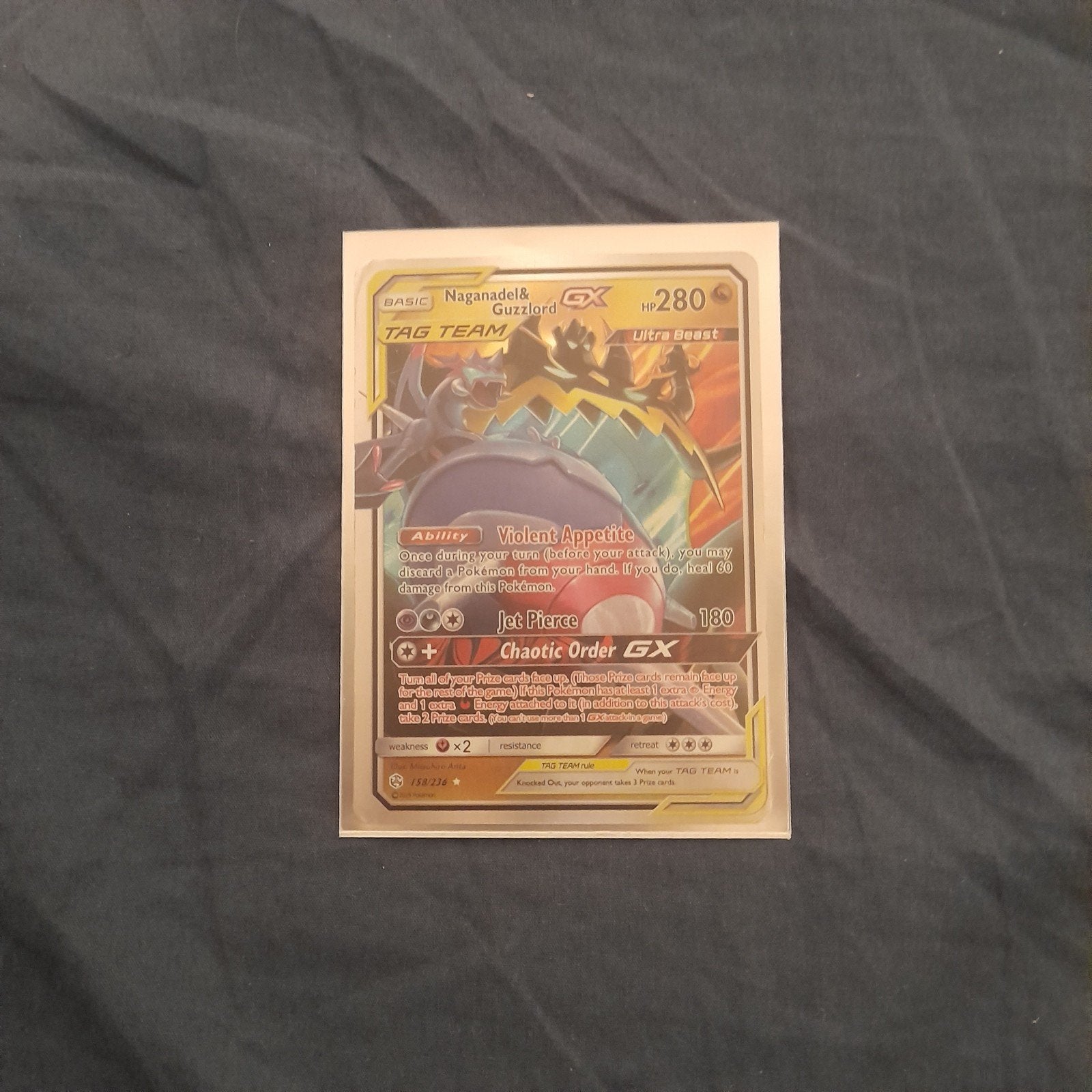 Naganadel & Guzzlord GX Pokemon Kaart - Ultra Beast, Ophalen of Verzenden, Zo goed als nieuw, Losse kaart