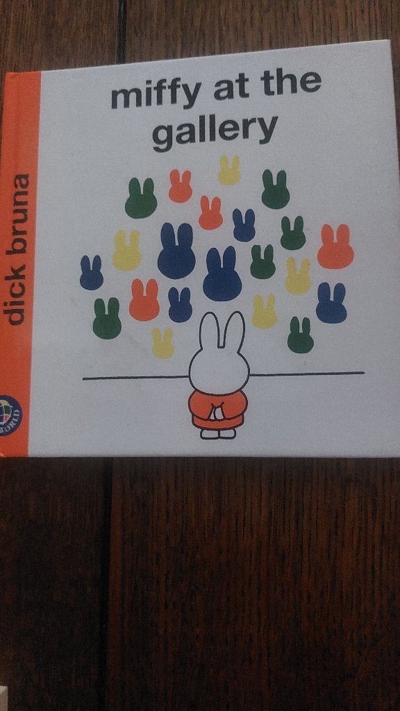 miffi at the gallery - dick bruna, Boeken, Gelezen, 5 of 6 jaar, Fictie algemeen, Jongen of Meisje
