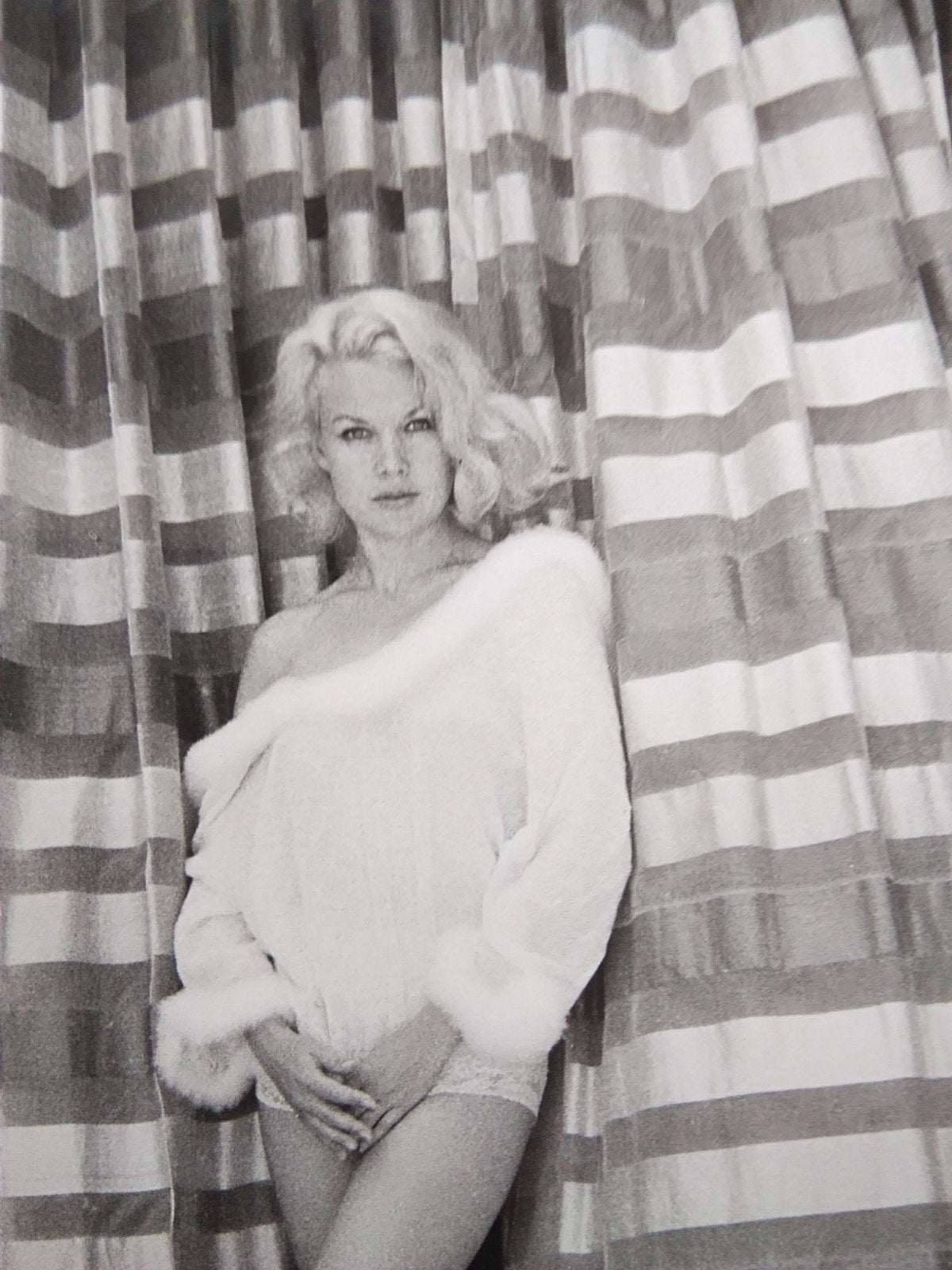 Carroll Baker jaren 60 foto Erotiek, Verzenden, 1960 tot 1980, Gebruikt, Overige onderwerpen