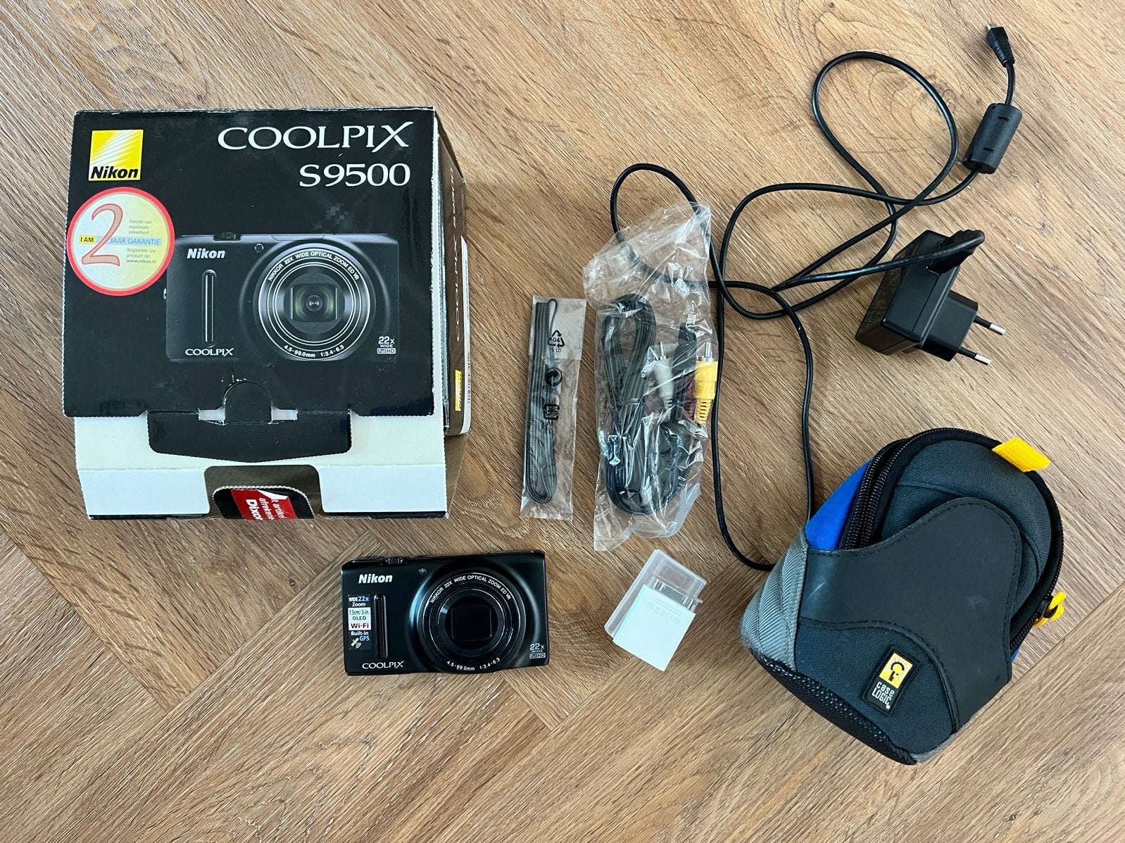 Nikon Coolpix S9500 Compactcamera met 22x optische zoom, Ophalen, Beeldstabilisatie, Zo goed als nieuw, Compactcamera