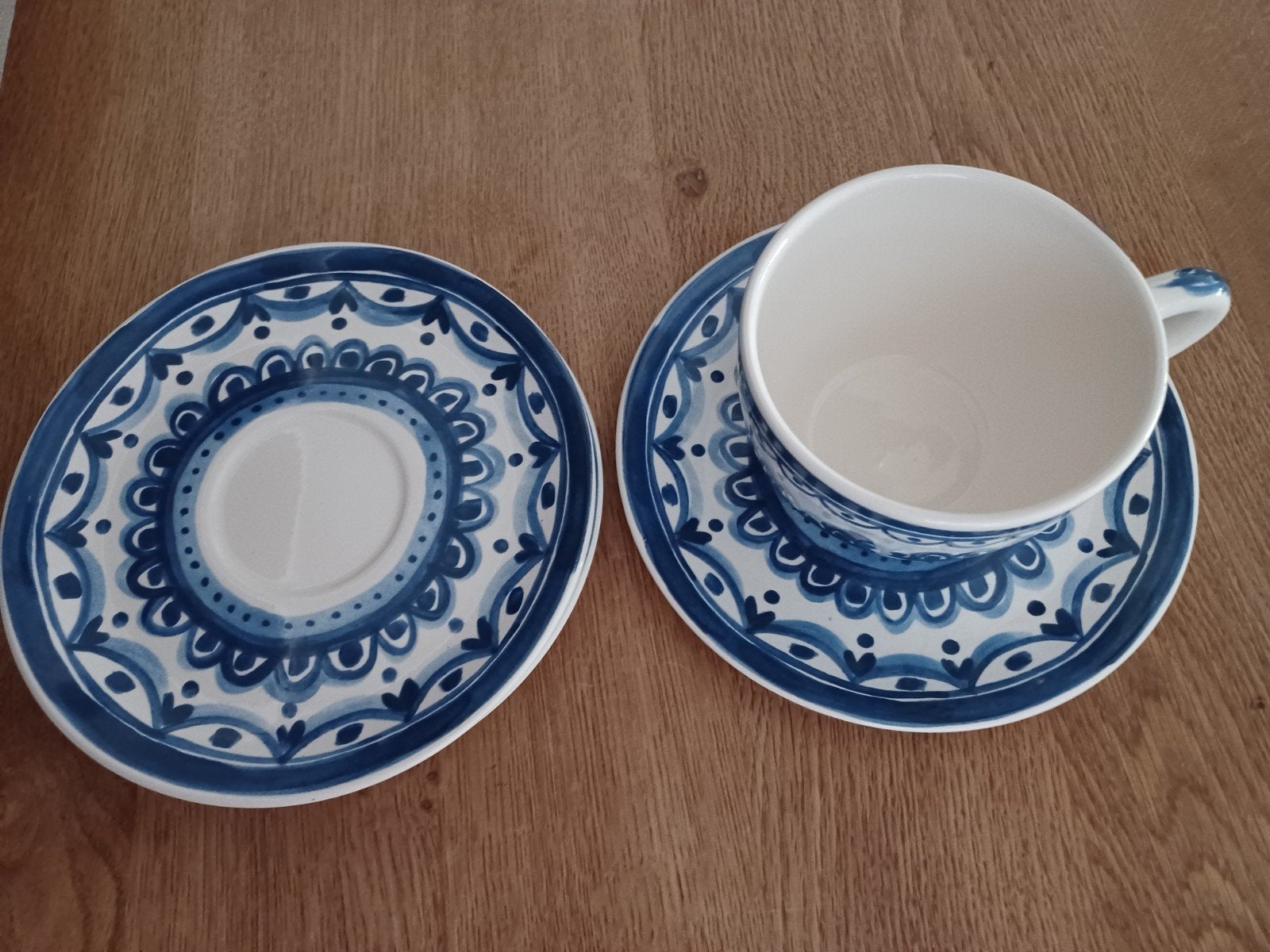 Blond  Amsterdam kop en schotel  + 3 bordjes Delfts  Blauw, Ophalen, Zo goed als nieuw, Aardewerk, Kop(pen) en/of Schotel(s)