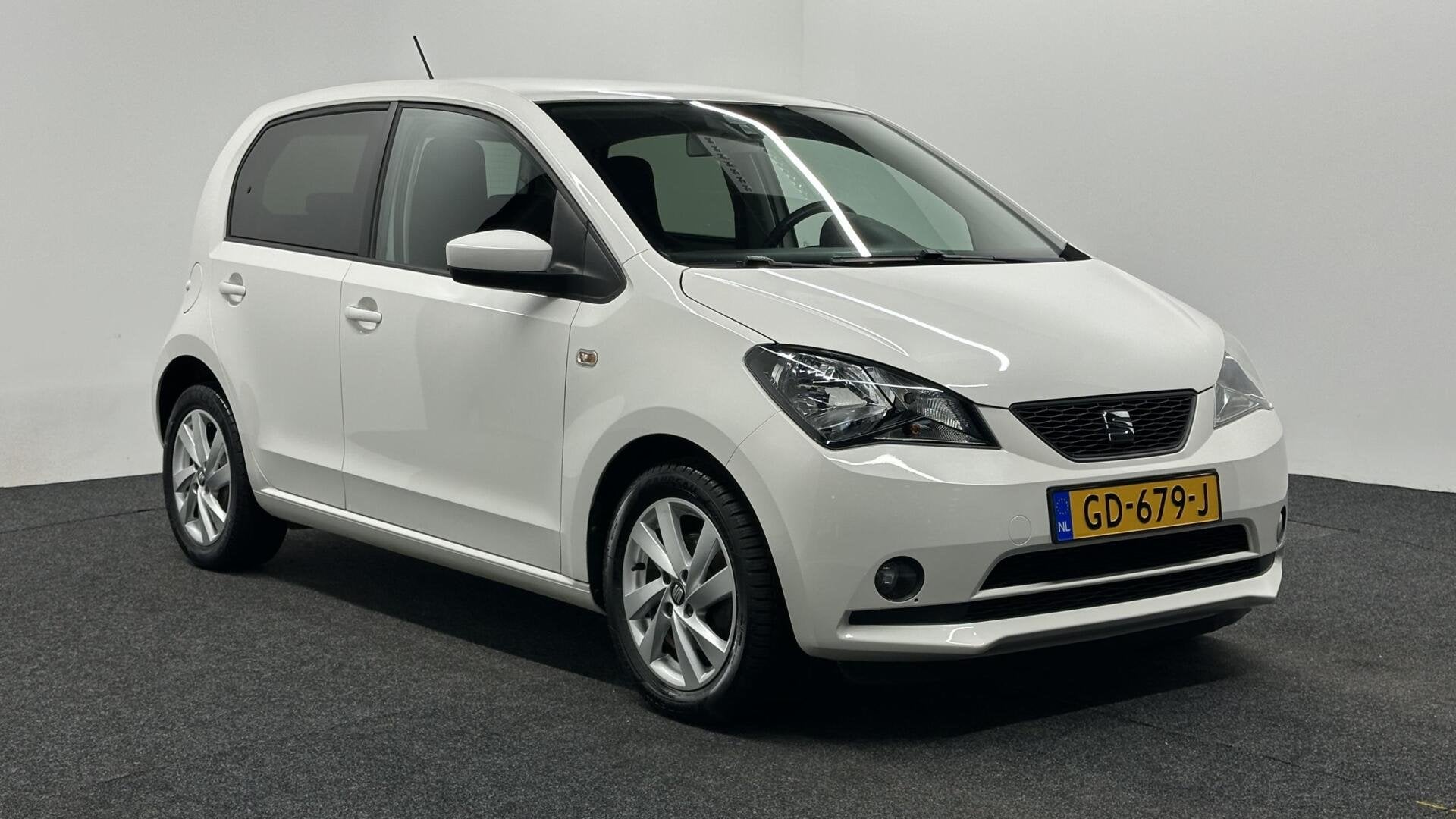 Seat Mii 1.0 Style Chic AIRCO 5 DEURS STOELVERWARMING 98000K, Auto's, Voorwielaandrijving, Euro 5, Stof, Gebruikt