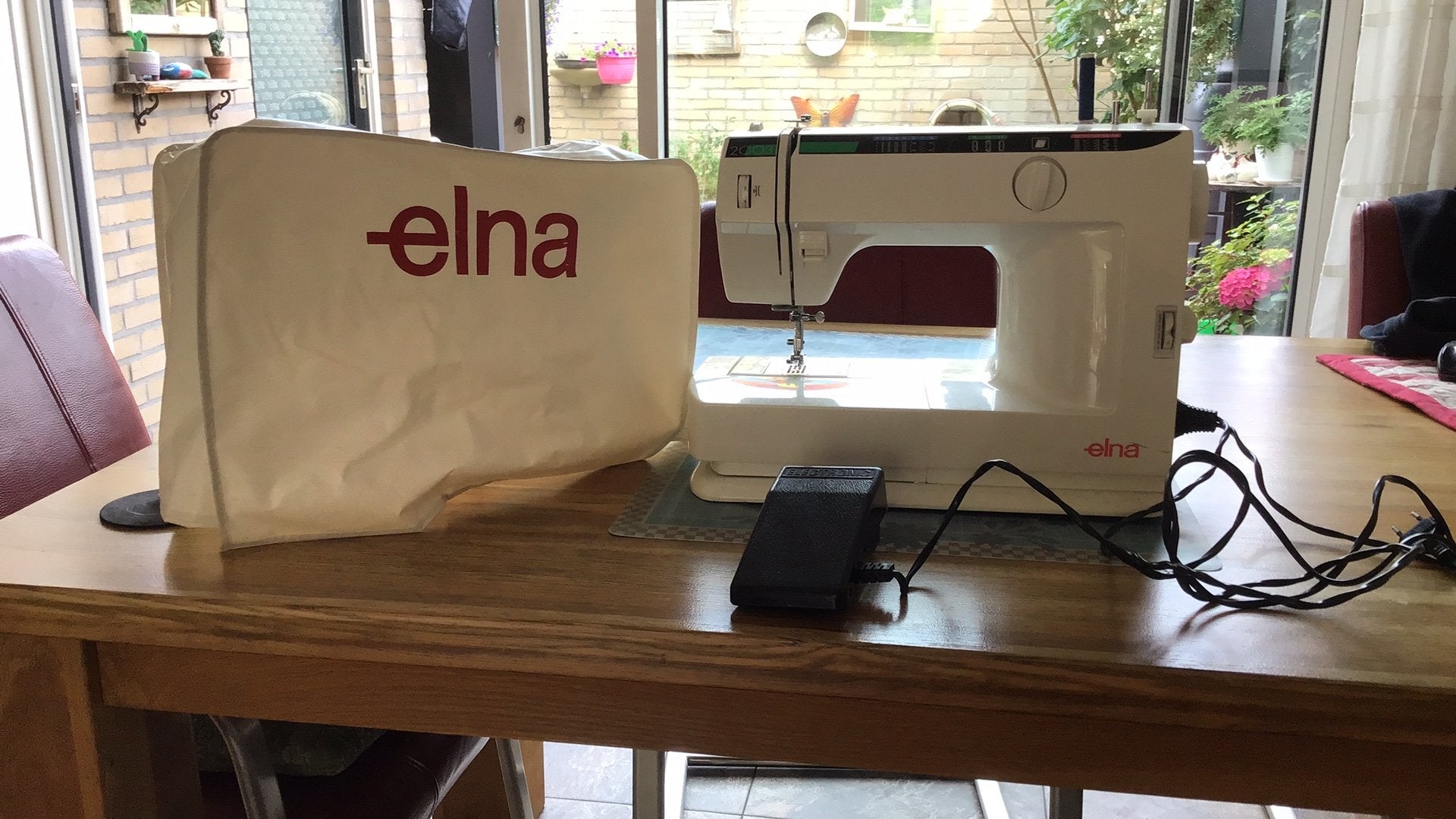 Elna naaimachine type 2003, Ophalen, Gebruikt, Naaimachine, Overige merken