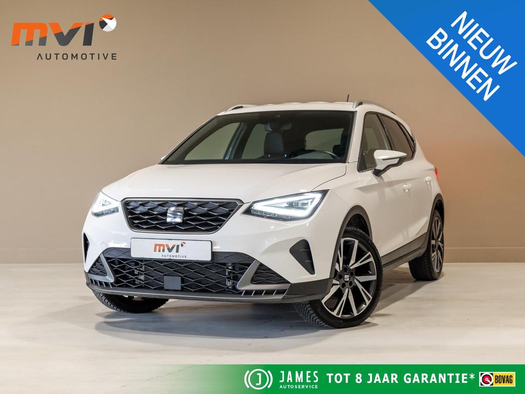 SEAT Arona 1.0 TSI FR Business Connect / 110pk / Trekhaak /, Auto's, Seat, Gebruikt, Met garantie (alle), Alcantara, Wit