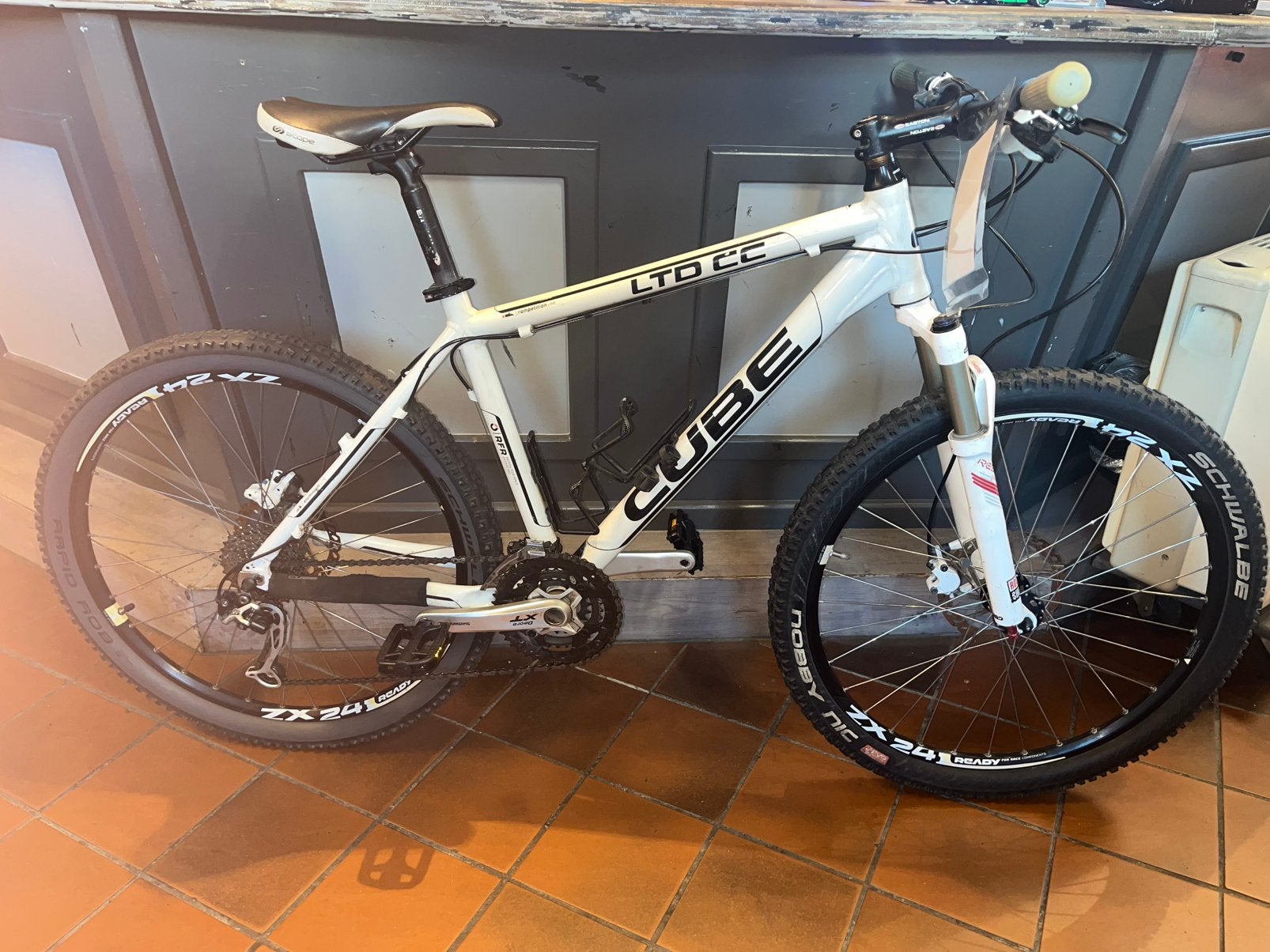 CUBE LTD CC Competitionline 26"46cm(M)ALU frame  3x8 XT, CUBE, Gebruikt, Hardtail, Info@cube.com