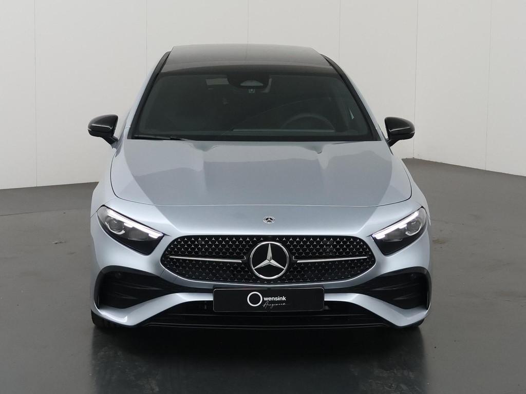 Mercedes-Benz A-Klasse 180 Business Solution AMG | Panoramas, 136 pk, 4 cilinders, Bedrijf, Nieuw