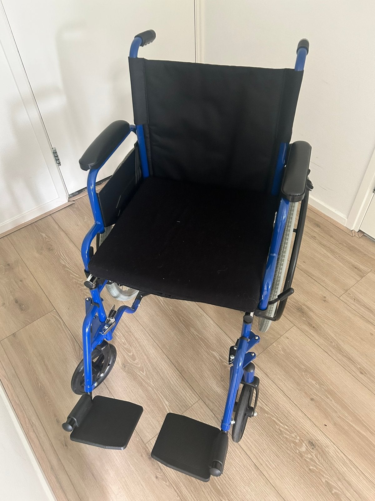 Rolstoel lichtgewicht, Diversen, Rolstoelen, Ophalen, Zo goed als nieuw, Duwrolstoel