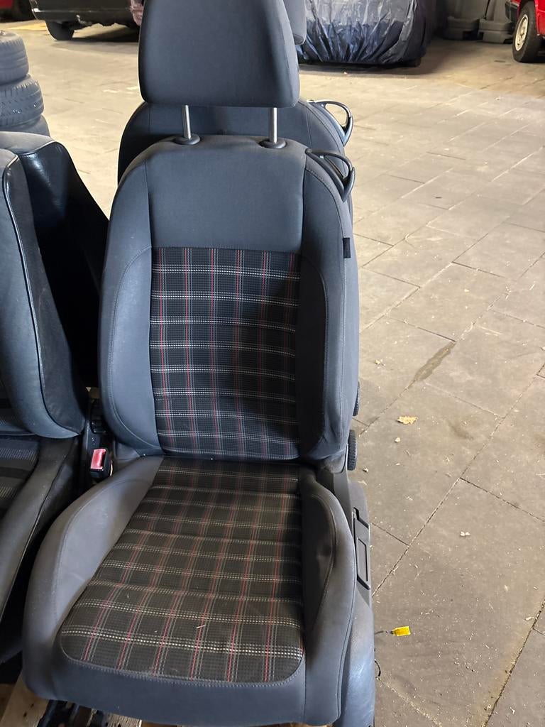 GTI voorstoelen Golf USA Autostoel met ruitjespatroon, Ophalen, Gebruikt, Volkswagen, Info@aircomobielservice.nl