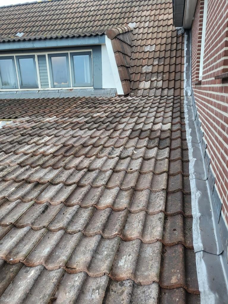 Nieuwe Dakpannen en Dakraam - Hoge Kwaliteit, Doe-het-zelf en Verbouw, Dakpannen en Dakbedekking, Steen of Klei, Nieuw, Ophalen of Verzenden