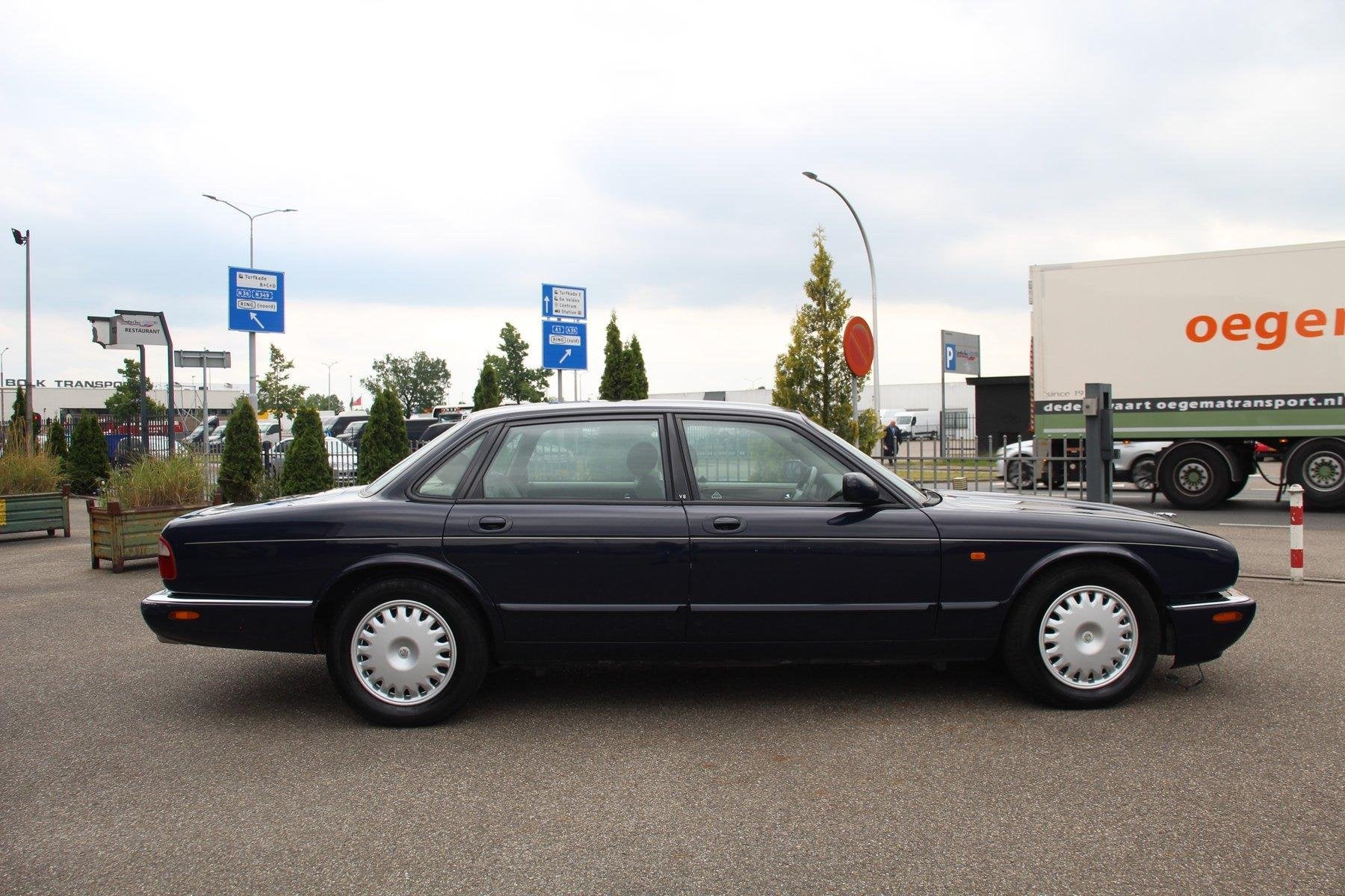 Jaguar XJ 3.2 V8 Executive, Lederen bekleding, Stof, Beige, Overige kleuren
