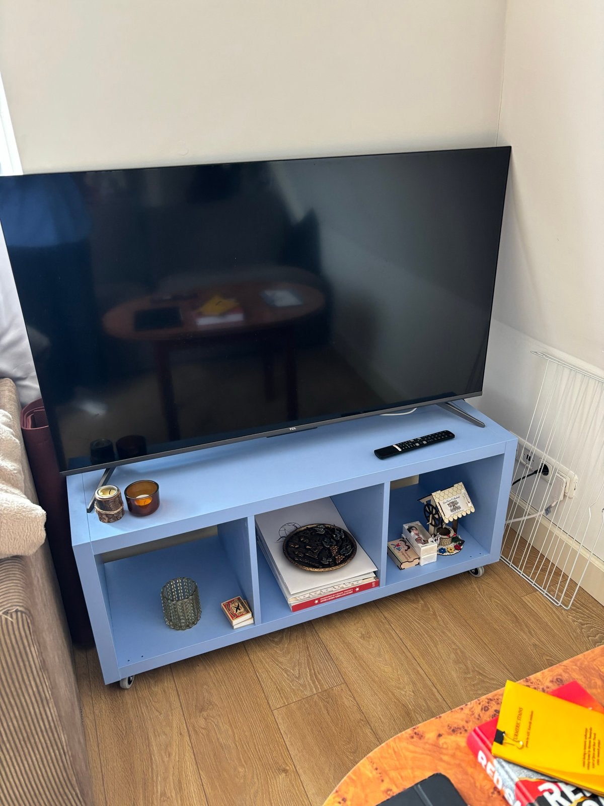 Moderne TV-meubel kubus Tv unit ikea cubes on wheels, Ophalen, Gebruikt, 100 tot 150 cm, Minder dan 100 cm