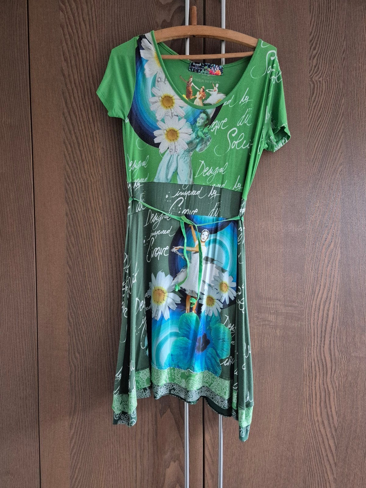 Leuke zomerjurk voor in de vakantiekoffer, Maat 42/44 (L), Ophalen of Verzenden, Zo goed als nieuw, Knielengte
