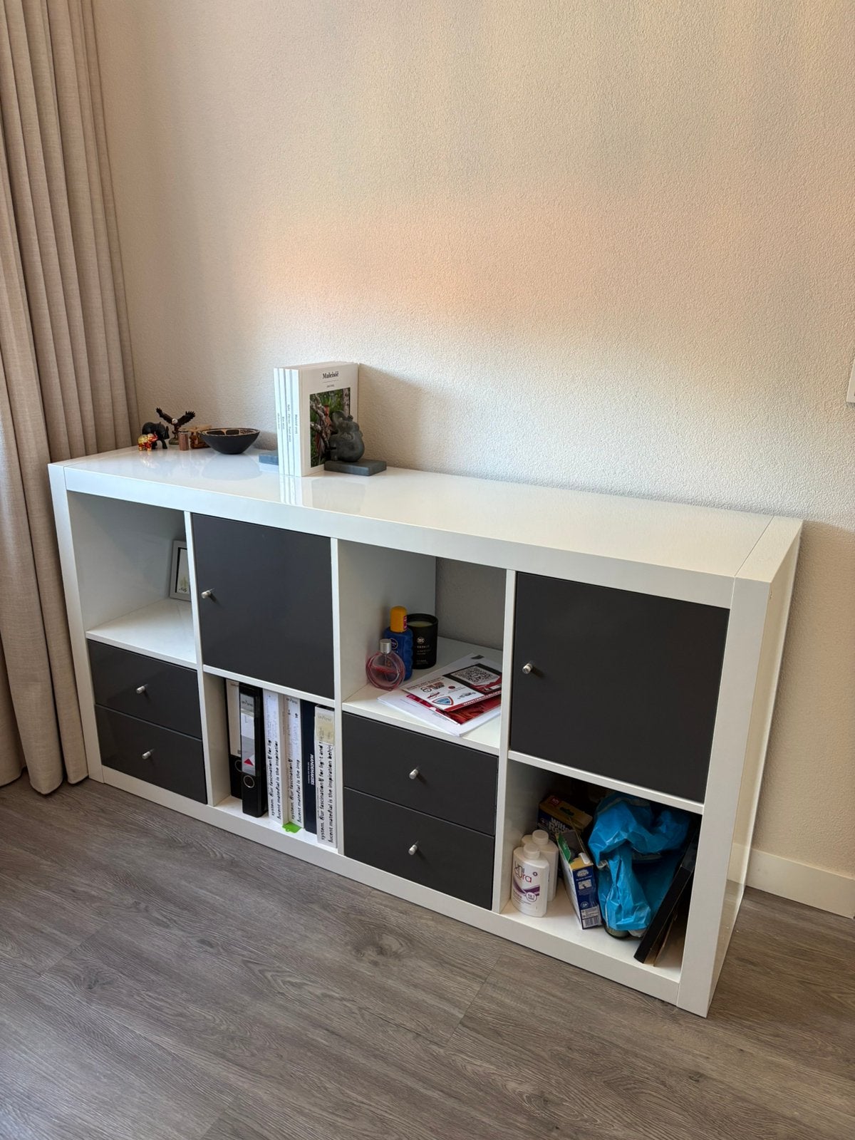 Mooie dressoirkast, Huis en Inrichting, Kasten | Wandmeubels, Ophalen, Met deur(en), 150 tot 200 cm, Zo goed als nieuw