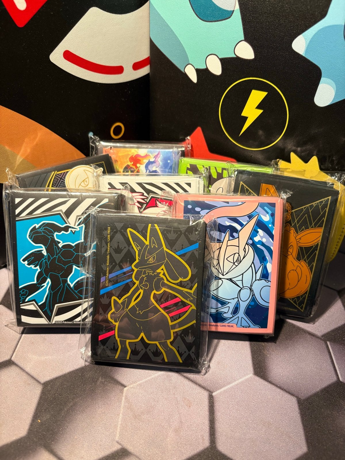 Pokemon insteekhoesjes - 8 verschillende sets, Ophalen of Verzenden, Nieuw, Sleeves of Kaarthoesjes