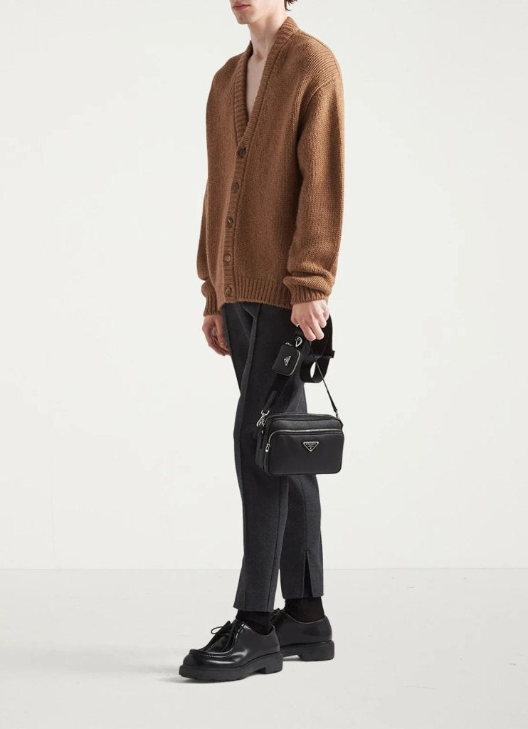 Prada Schoudertas van leer - Zwart, Overige merken, Gebruikt, Via Antonio Fogazzaro 28 20135 Milaan Italië, Prada S.p.A.