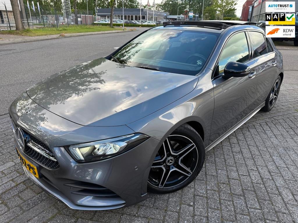 Mercedes-Benz A-klasse 180 PRESTIGE AMG 2020 PANO LEDER ALCA, 136 pk, Gebruikt, 4 cilinders, Met garantie (alle)