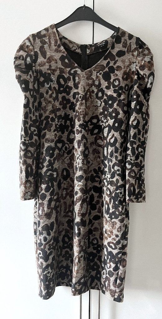 🌻Beige bruine jurk met print van Caroline Biss 42 44, Bruin, Verzenden, Maat 42/44 (L), Gedragen