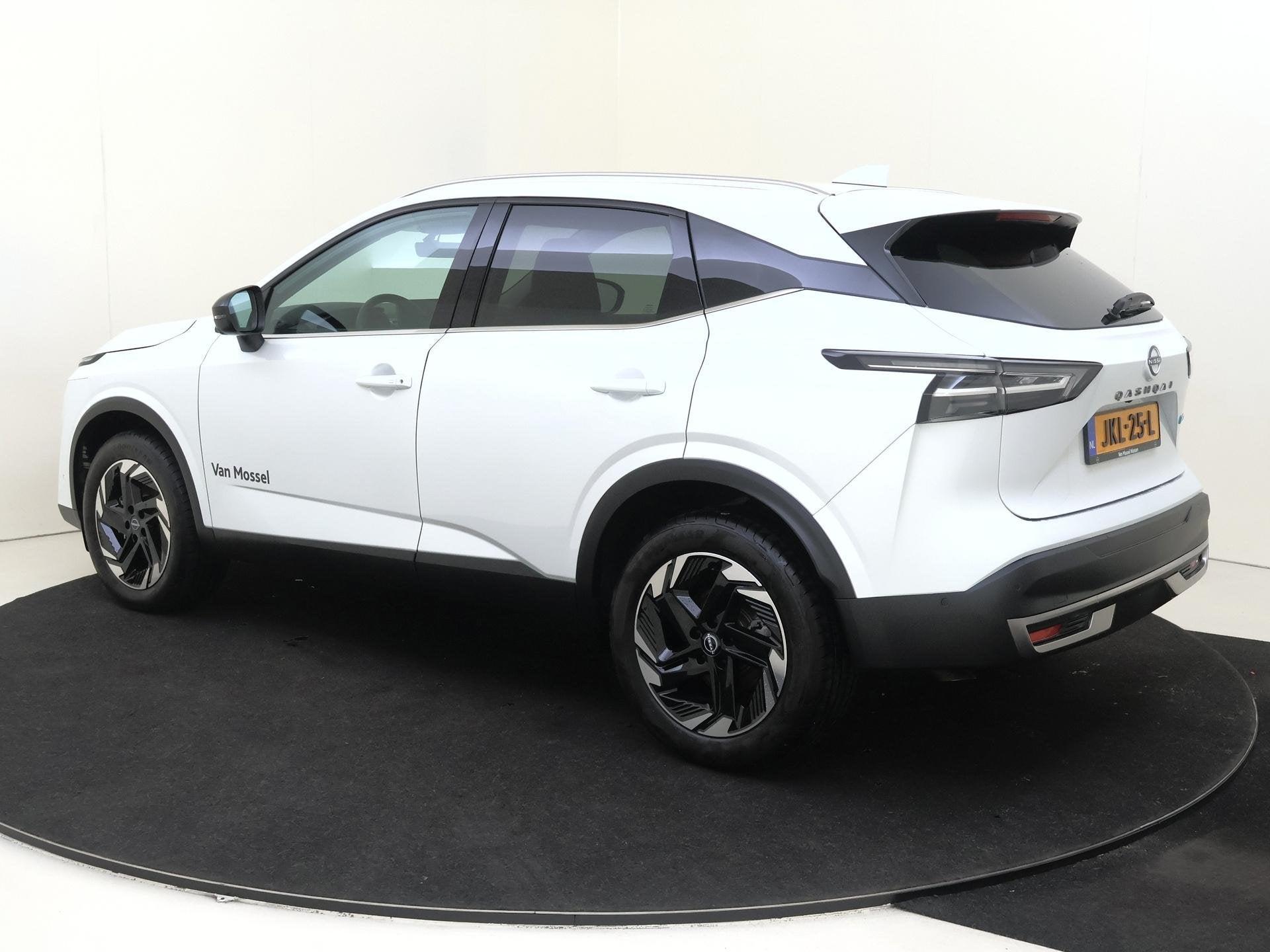 Nissan Qashqai 1.5 e-Power N-Connecta | Apple Carplay & Andr, Stof, 1498 cc, 2 kWh, Wit