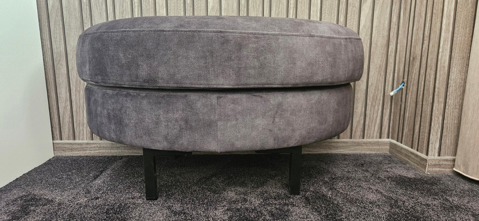 Zwarte Halve Maan Fluweel Poef - Urban Sofa by Ira Ness, Ophalen, 75 tot 100 cm, Zo goed als nieuw, Stof