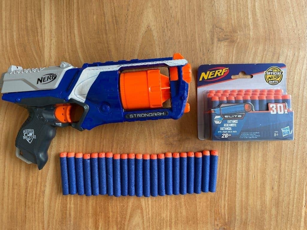 Nerf N-strike Elite Strongarm met 30 nieuwe pijlen, Kinderen en Baby's, Speelgoed | Buiten | Actiespeelgoed, Ophalen of Verzenden