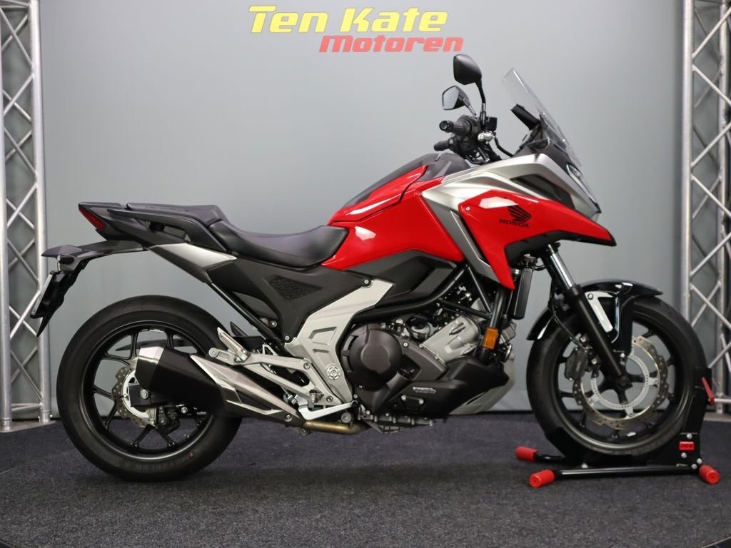 Honda NC 750 X DCT, 745 cc, Bedrijf, Meer dan 35 kW, Toermotor