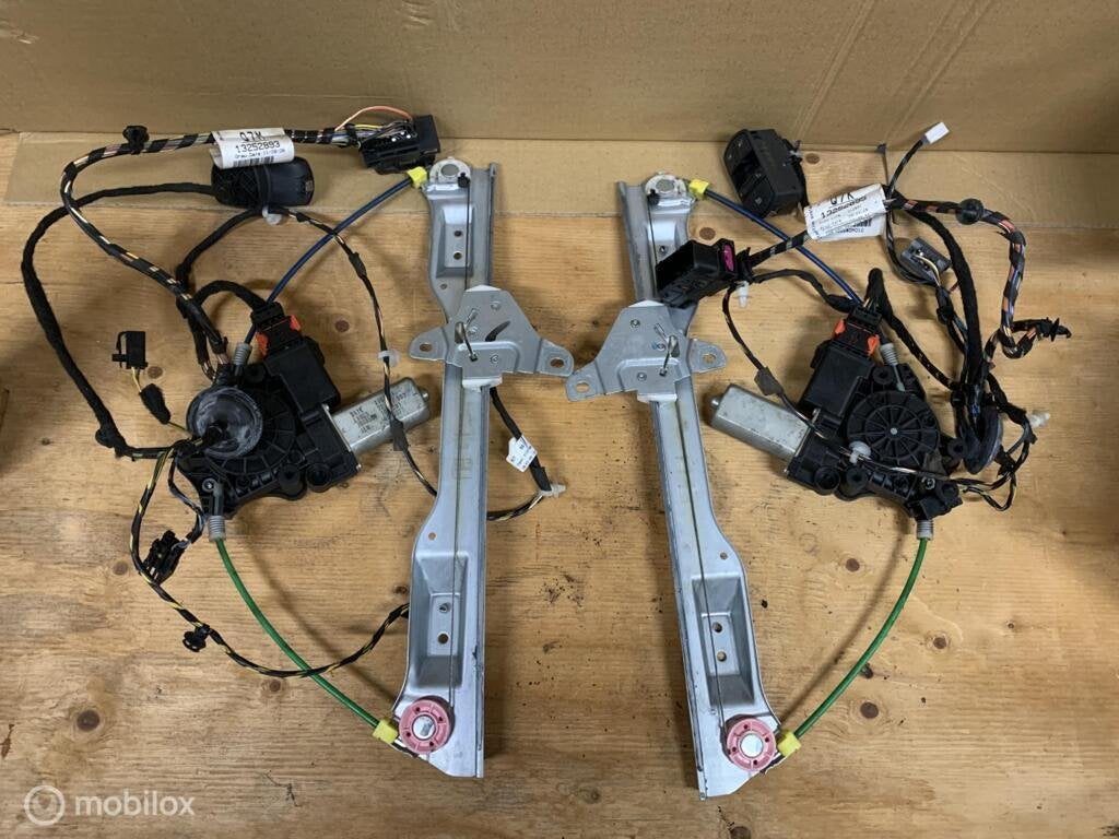 Mechaniek Elektrische Ramen + Deurpanelen Opel Corsa D, Auto-onderdelen, Gebruikt, Opel, Ophalen of Verzenden, Opel