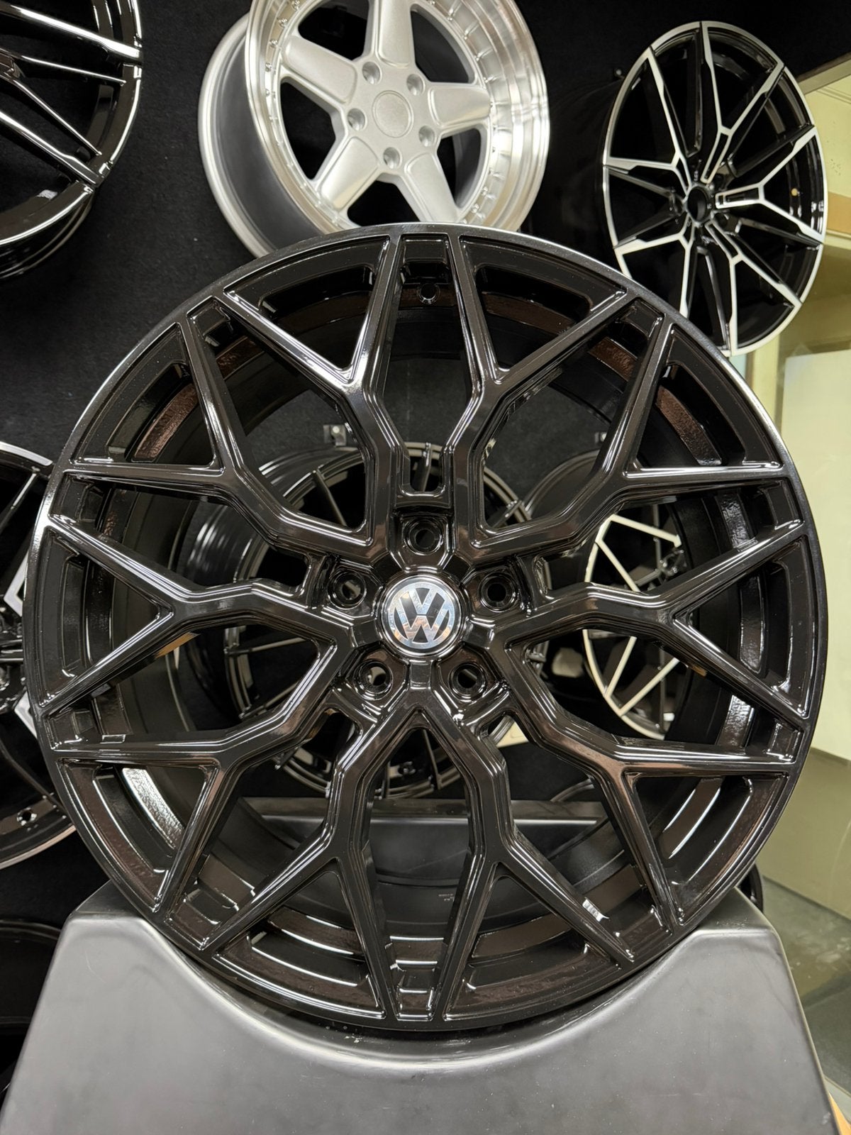20 inch velgen voor Volkswagen Vossen look 5x120 Transporter