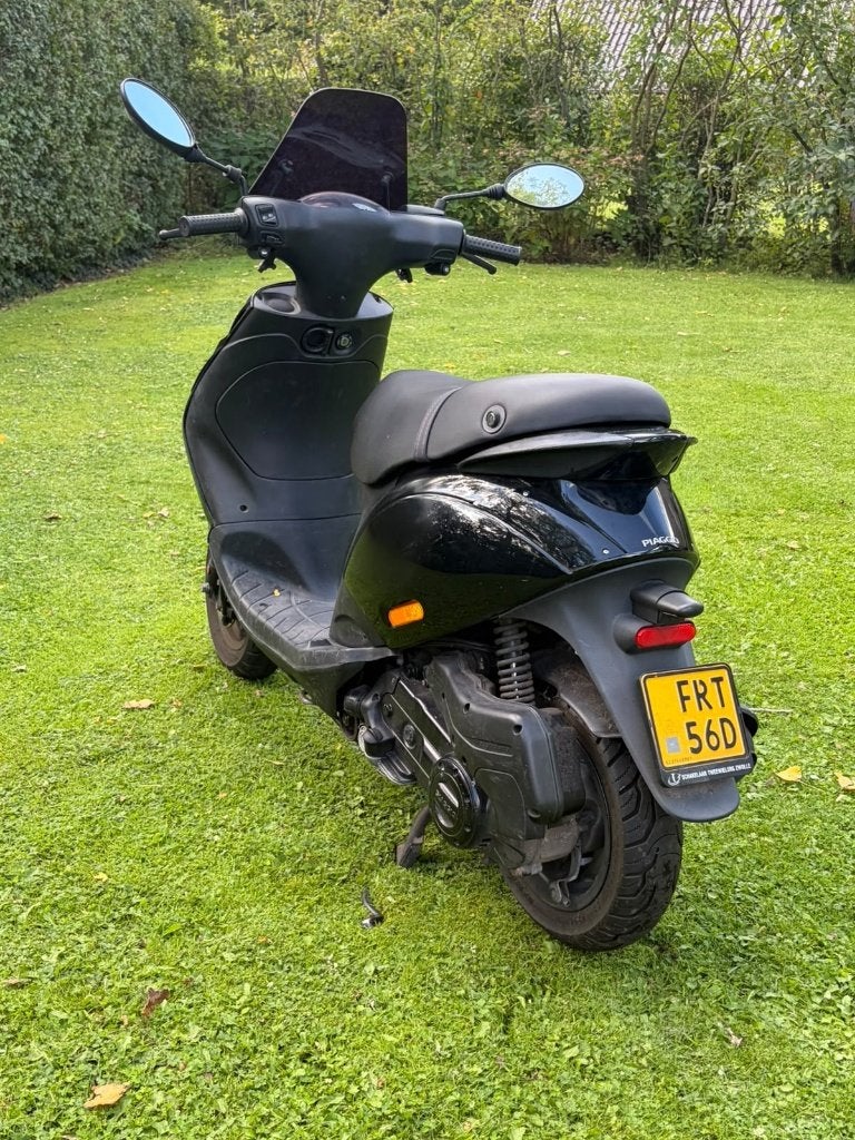 piaggio zip 50 4S3V, Ophalen, Maximaal 45 km/u, Zip, Zo goed als nieuw
