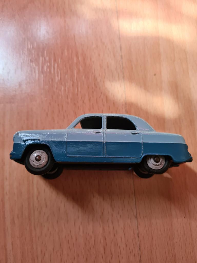 Ford Zephyr, Hobby en Vrije tijd, Modelauto's | 1:43, Ophalen of Verzenden, Gebruikt, Auto