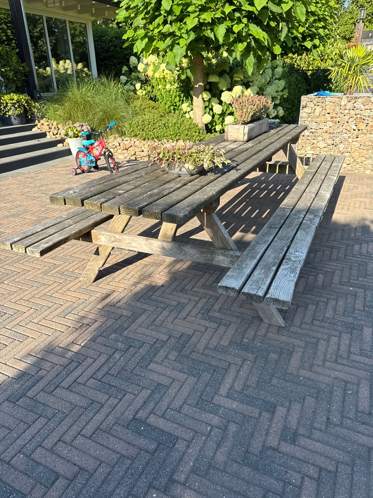 Robuuste houten picknicktafel voor in de tuin, Tuin en Terras, Picknicktafels, Ophalen, Gebruikt, Rechthoekig, Hout