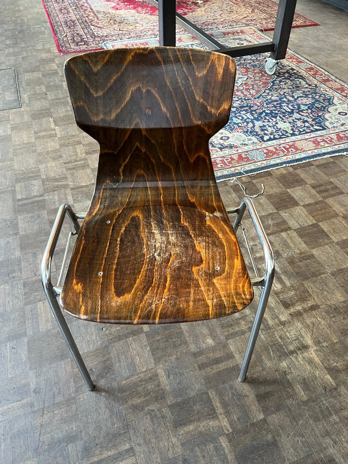 28x Houten horeca stoelen - Ophalen in Leiden, Huis en Inrichting, Stoelen, Ophalen, Gebruikt, Bruin, Vijf, Zes of meer stoelen