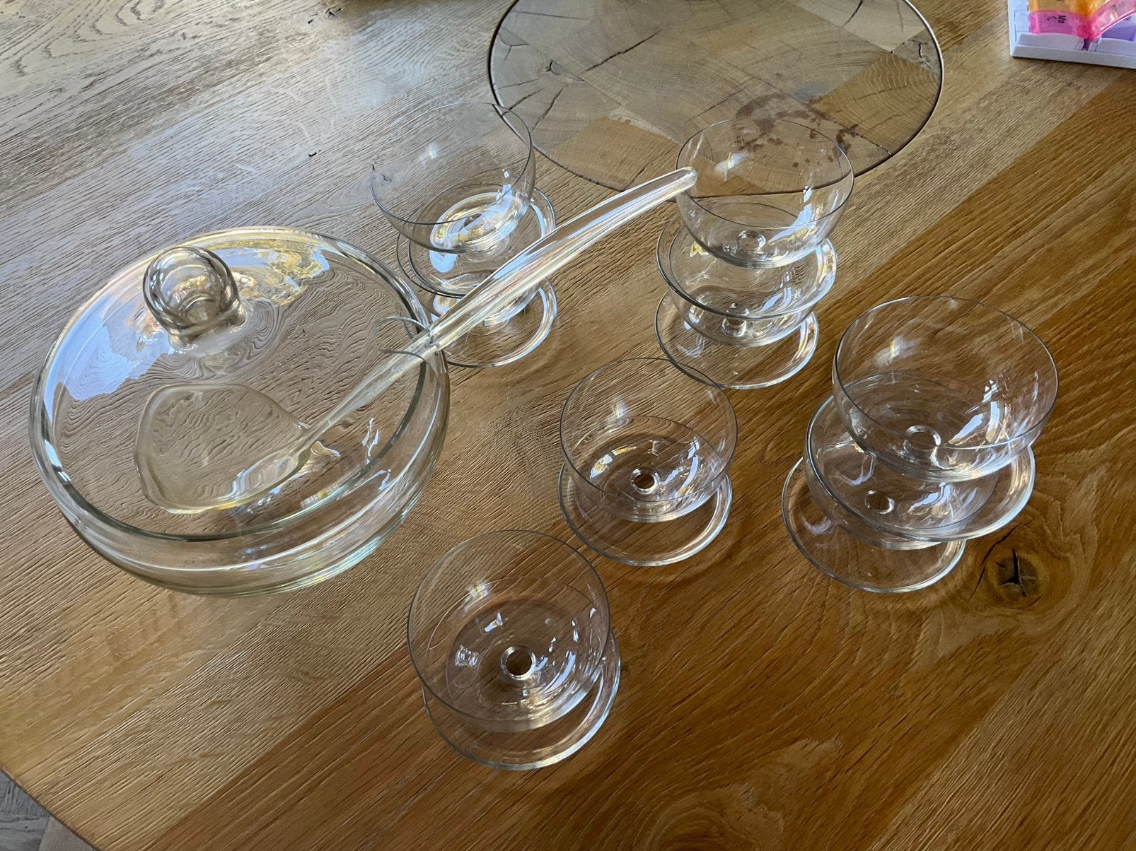Nostalgische bowlschaal met 8 glazen en (plastic) lepel., Ophalen of Verzenden, Zo goed als nieuw, Overige typen